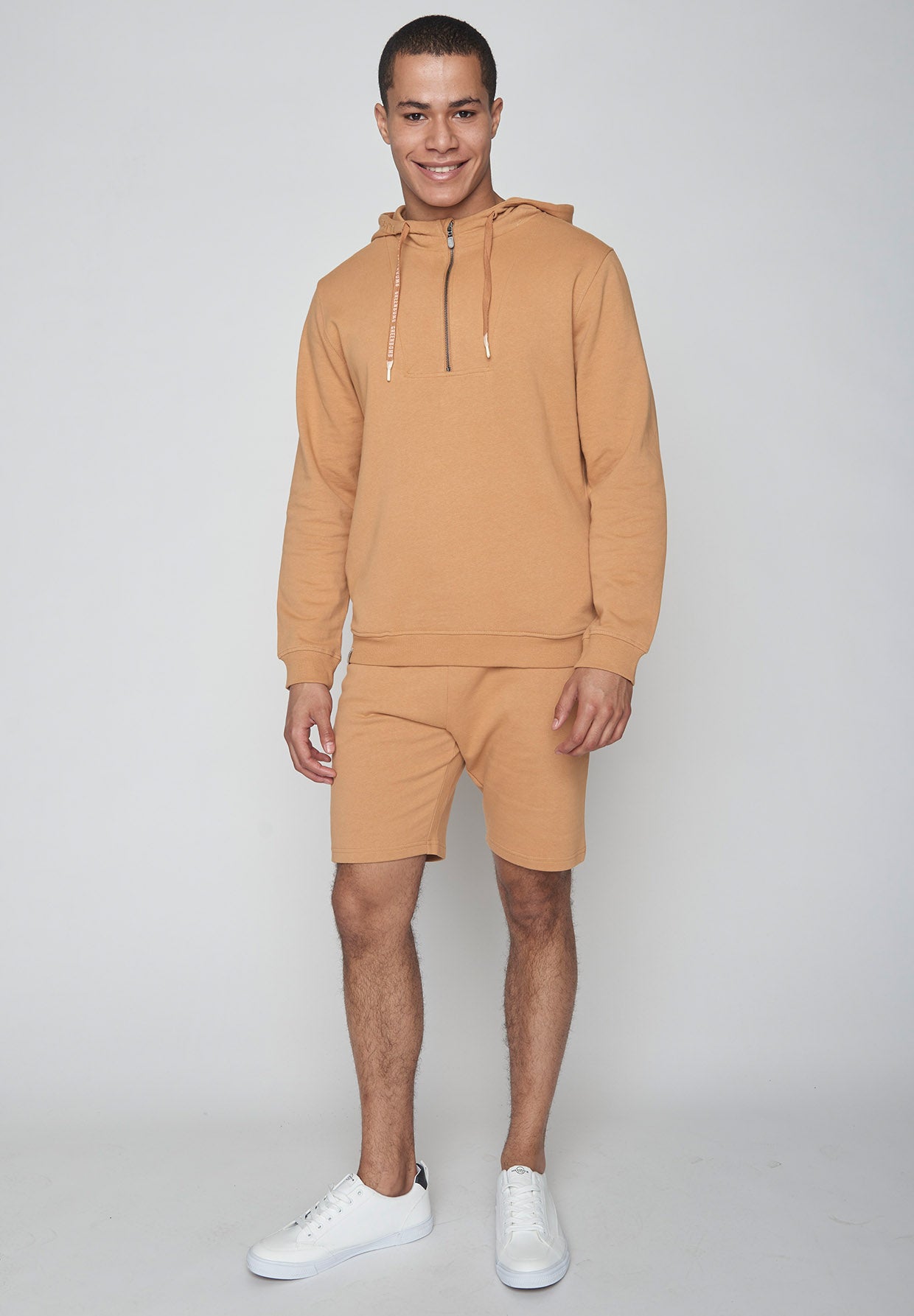 Hazel: Sommerliche Sweat-Hose aus Bio-Baumwolle für Herren [9404]