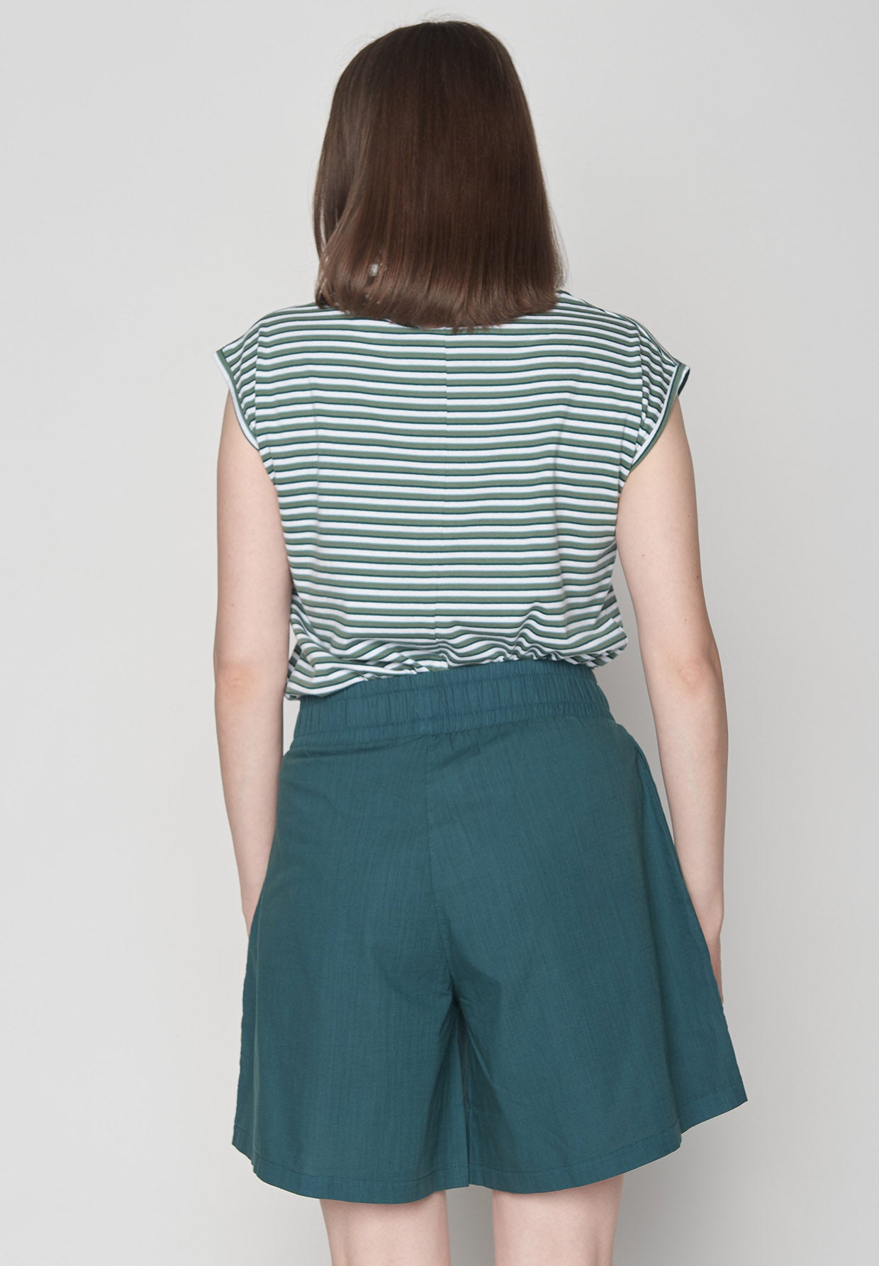 Sea Olive Stripes: Lässiges Shirt aus LENZING™ TENCEL™ Mix für Damen [9440]