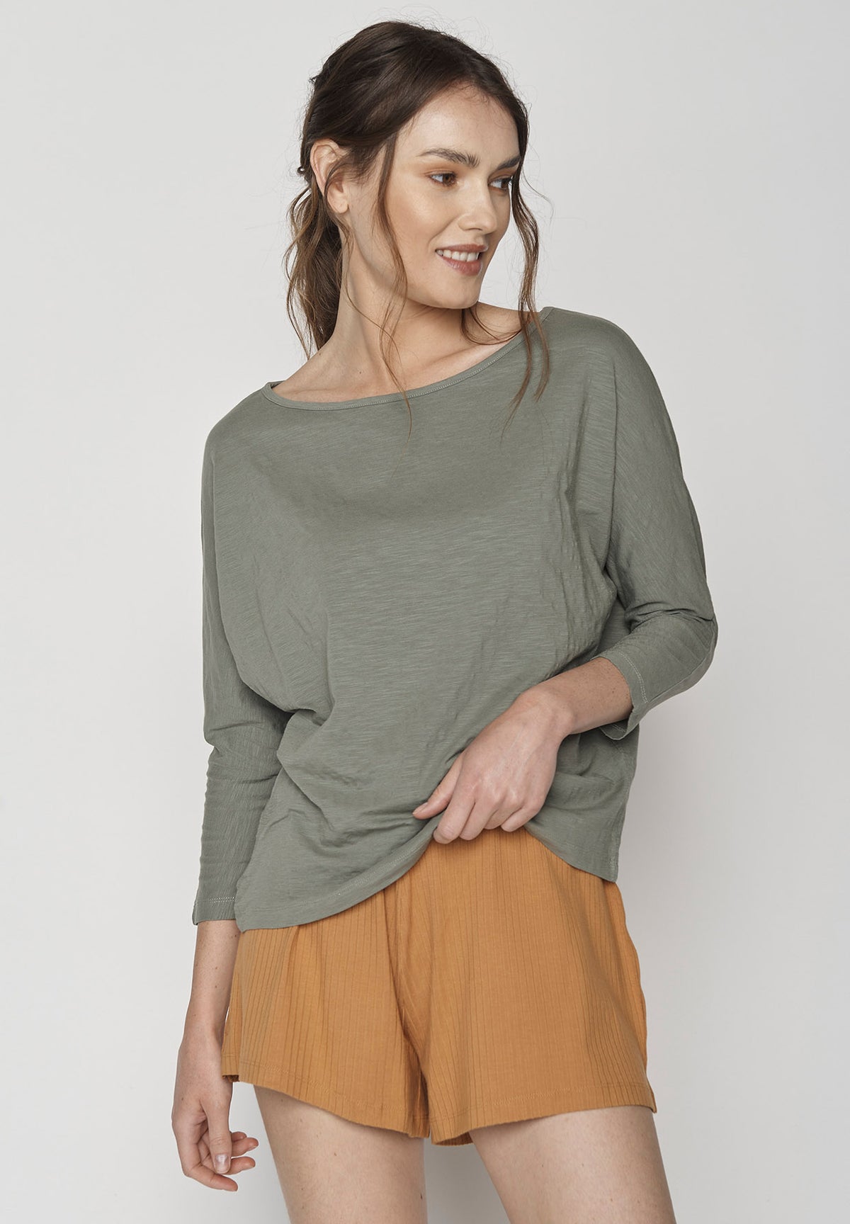 Olive: Gemütliches Longsleeve aus Viskose (LENZING™ ECOVERO™) Mix für Damen [9478]