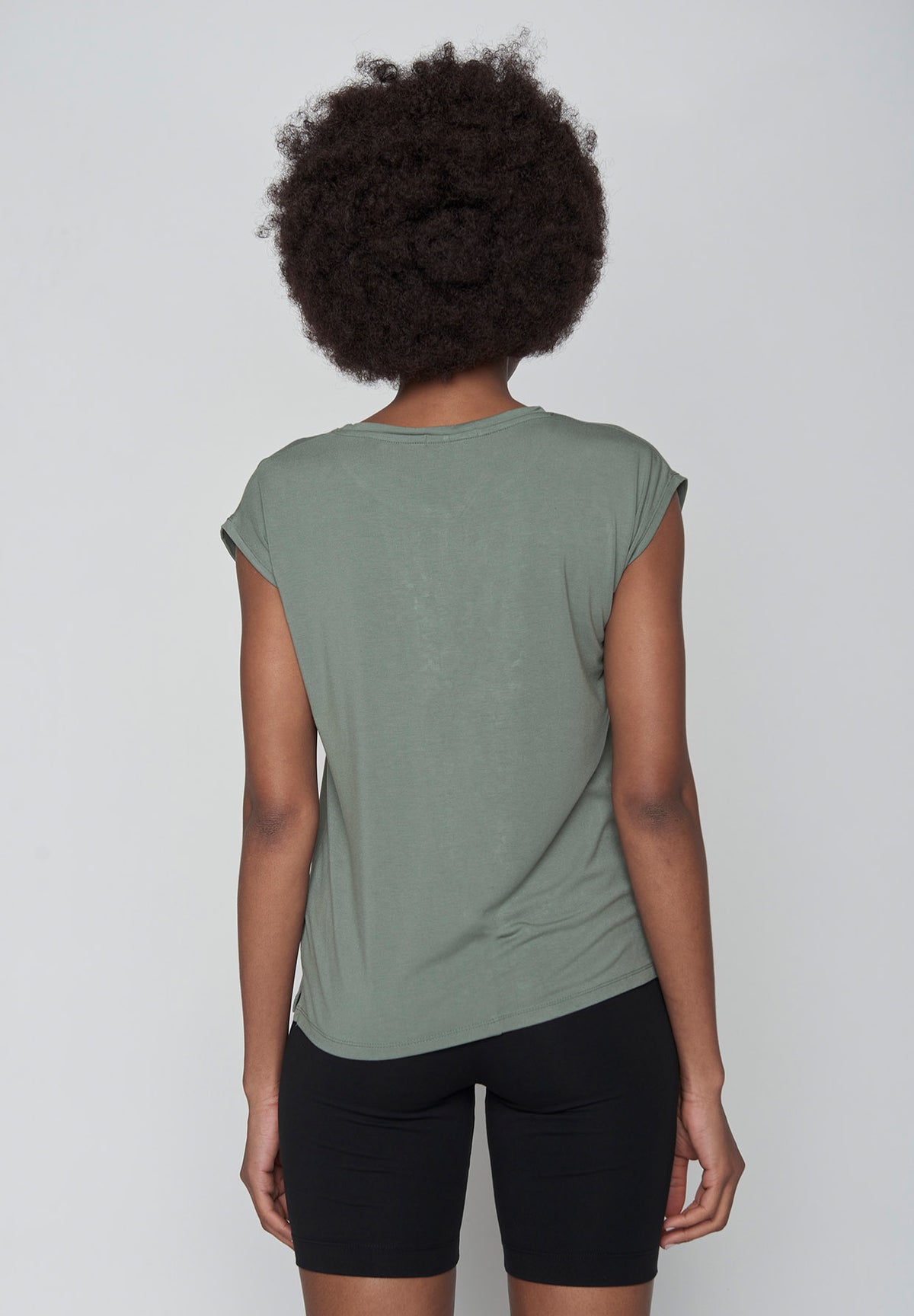 Olive: Lässiges Shirt aus LENZING™ TENCEL™ Mix für Damen [9637]