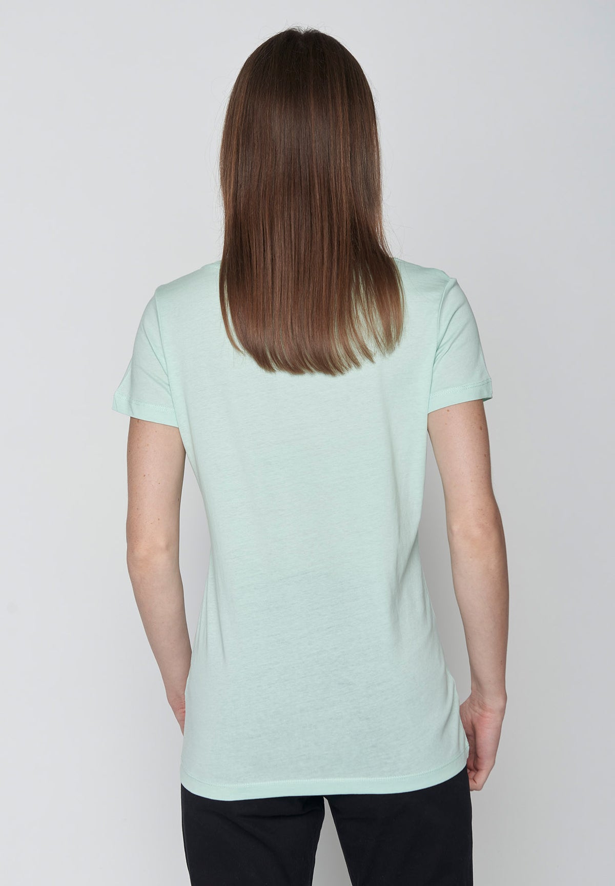 Spring Green: Lässiges T-Shirt aus Bio-Baumwolle für Damen [9751]