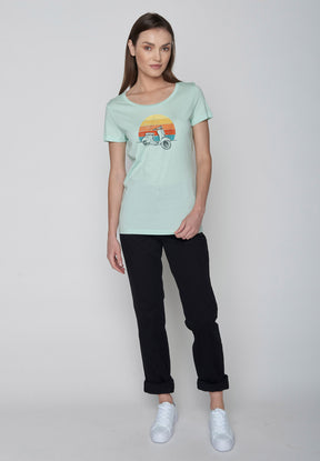 Spring Green: Lässiges T-Shirt aus Bio-Baumwolle für Damen [9752]