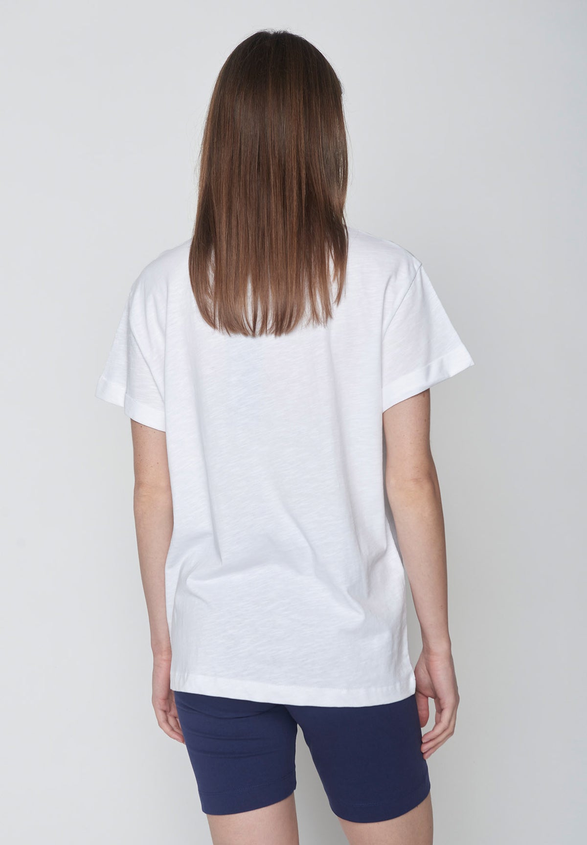 White: Lässiges T-Shirt aus Bio-Baumwolle für Damen [9832]