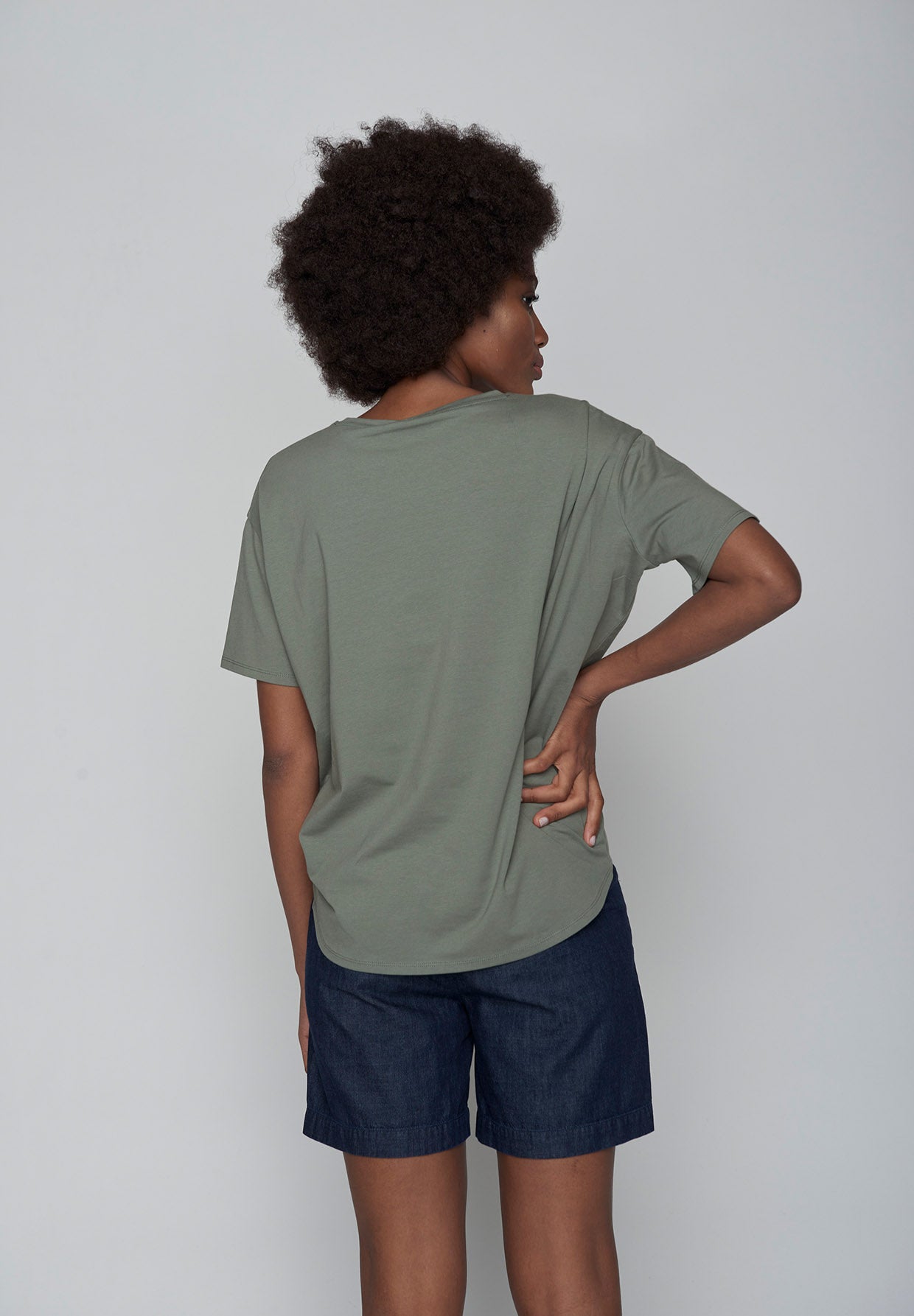 Olive: Lässiges T-Shirt aus Bio-Baumwoll Mix für Damen [9926]