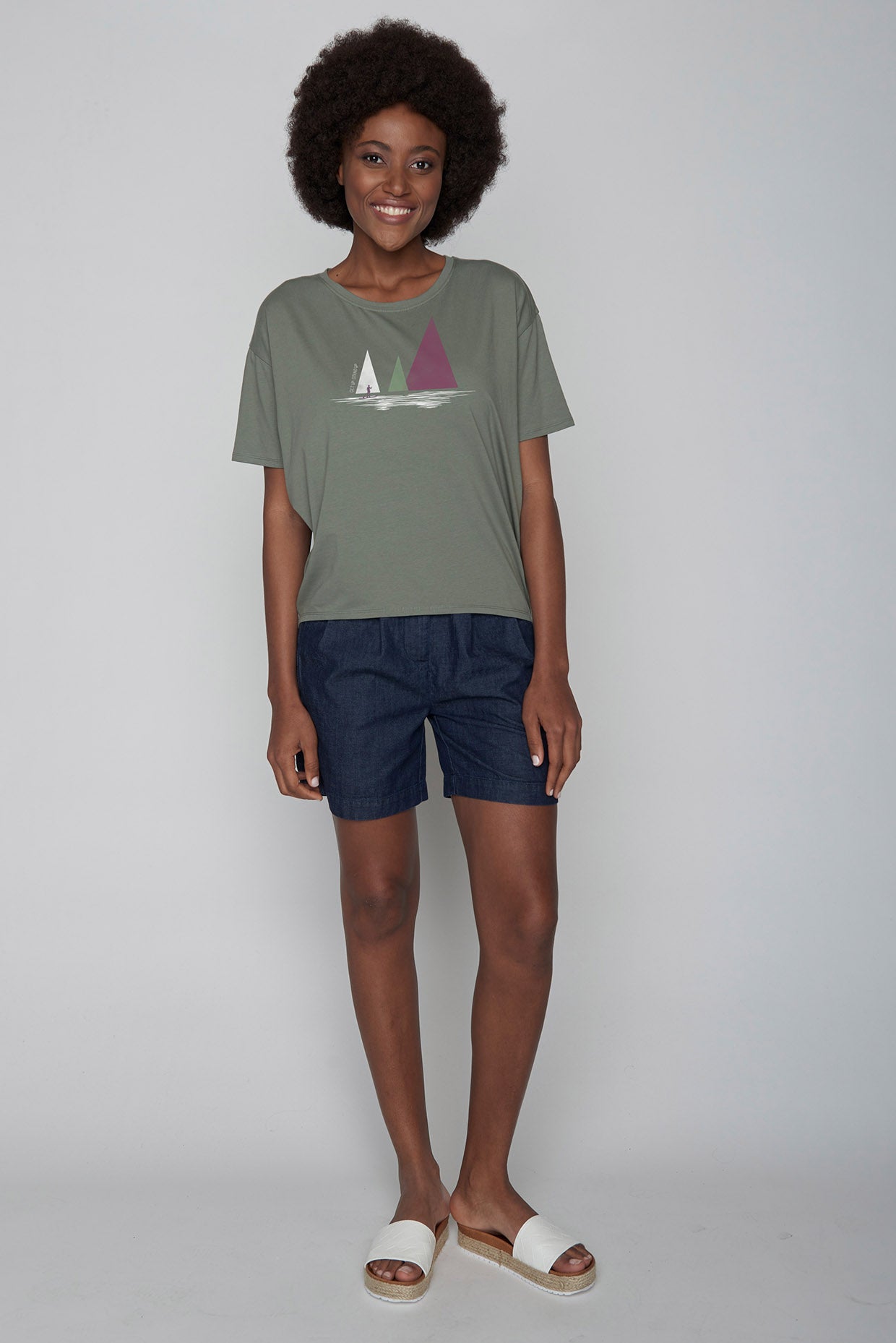 Olive: Lässiges T-Shirt aus Bio-Baumwoll Mix für Damen [9927]